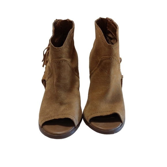 Gianni Bini Ladies Peep Toe Fringed Ankle Boots - Picture 1 of 9